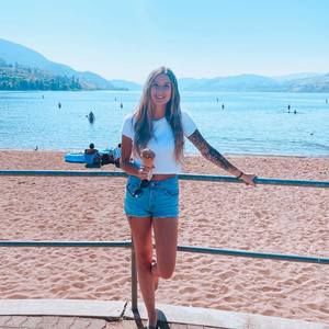 Meet your Posher, Amanda